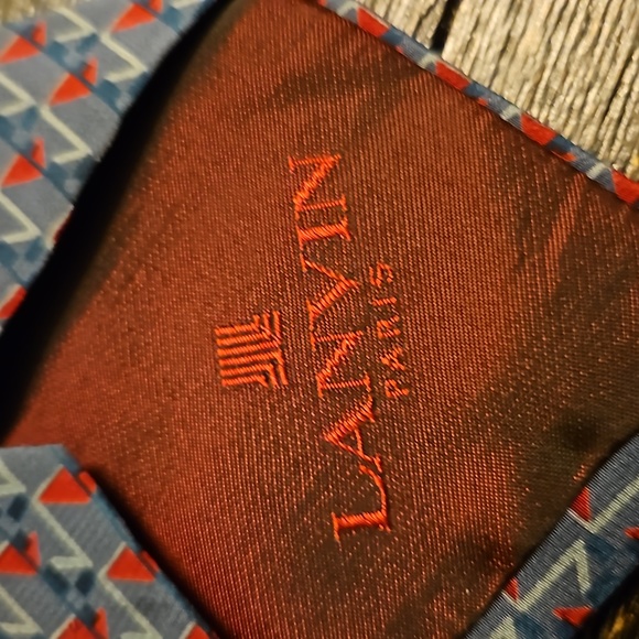 Lanvin Men's Silk Red & Blue Tie - Picture 4 of 4